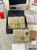DIOR  MONTAIGNE BAG SIZE : 24 X 16/ 21 X14cm