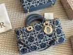 DIOR LADY DIOR JOY  SIZE : 22cm / 17 cm - Image 5