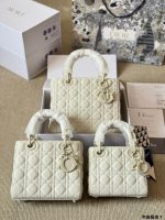 DIOR LADY DIOR SIZE :  17/20/32 CM - Image 3