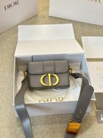 DIOR  MONTAIGNE BAG SIZE : 18 x 13cm - Image 2