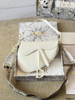 DIOR SADDLE  SIZE : 18 19cm / 25 20cm - Image 4