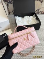 CHANEL 25C LP vanity  size : 19x 12 cm - Image 4