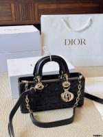 DIOR LADY DIOR JOY  SIZE : 22cm - Image 6