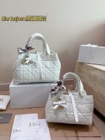 𝑫𝒊𝒐𝒓 𝒕𝒐𝒖𝒋𝒐𝒖𝒓𝒔 bag size：23 x14x 12 / 28.5 x 21.5 x 19 cm - Image 6
