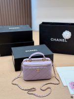 CHANEL 24B VANITY  SIZE :  18 X 11cm - Image 5