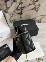 CHANEL 25C LP vanity  size : 19x 12 cm - Image 3