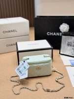 CHANEL VANITY  SIZE : 17×10×8cm