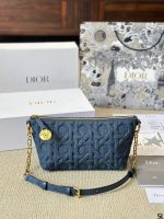DIOR Diorstar Hobo SIZE : 20  X 15 CM - Image 2