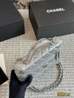 CHANEL 25C LP vanity  size : 19x 12 cm - Image 3