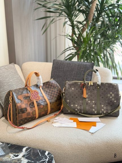 LOUIS VUITTON lv DUFFLE BAG SIZE: 50 CM
