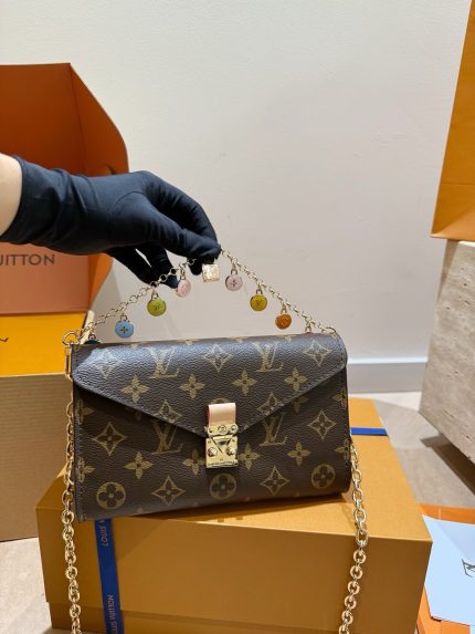 LOUIS VUITTON lv Pouch Metis SIZE : 20 X 13 CM