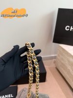CHANEL 25 BAG SIZE : 26CM - Image 3