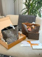 LOUIS VUITTON lv NEVERFULL SIZE : 32 CM