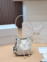 DIOR D-MOTION SIZE :  23 25cm / 18 20cm - Image 4