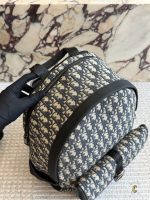 DIOR BACKPACK  size：32*42cm - Image 4