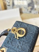 DIOR LADY DIOR JOY  SIZE : 22cm - Image 5