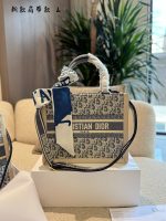 DIOR BOOK TOTE SIZE : 25 / 35 CM - Image 5