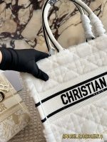 DIOR BOOK TOTE SIZE : 36 X 28 CM - Image 4