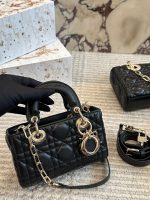 DIOR lady dior joy size : 17 10cm/22 12cm/26 14cm - Image 4