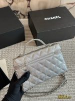 CHANEL 25C LP vanity  size : 19x 12 cm - Image 5