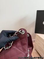 CHANEL 25 BAG SIZE : 22CM / 26CM - Image 5