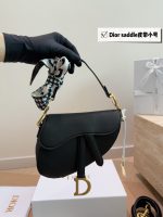 DIOR SADDLE BAG SIZE : 25 X20cm,  18 X19cm - Image 3
