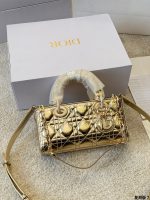 DIOR lady dior joy size : 17 10cm/22 12cm/26 14cm - Image 8