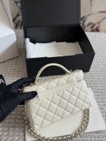 CHANEL 25C LP vanity  size : 19x 12 cm - Image 6