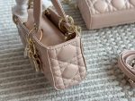 DIOR LADY DIOR JOY  SIZE : 22 / 17 cm - Image 6