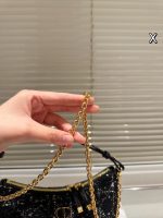 DIOR Diorstar Hobo SIZE : 22×14.5x10cm - Image 5