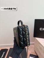 CHANEL 24K VANITY SIZE : 20 x 14 cm - Image 5
