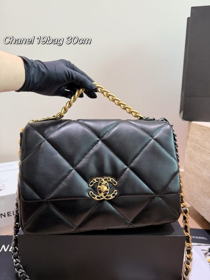 CHANEL 19 BAG SIZE : 30 CM