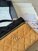 CHANEL 25C LP vanity  size : 19x 12 cm - Image 6