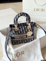DIOR LADY DIOR size : 20 cm - Image 3