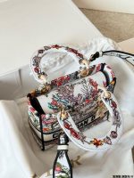 DIOR LADY DIOR SIZE :  20 CM - Image 3