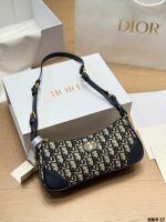 DIOR ✦ 30 Montaigne Wanderlust size : 26x 12x7 cm - Image 8