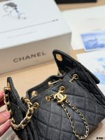 CHANEL 25 BAG SIZE : 22CM / 26CM - Image 7