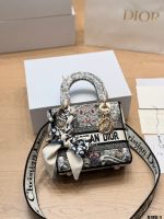DIOR LADY DIOR SIZE :20cm