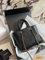 CHANEL TOTE SIZE : 22 X 18 CM - Image 7