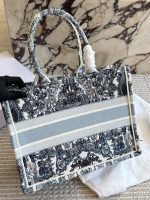 DIOR BOOK TOTE SIZE : 36 CM - Image 6