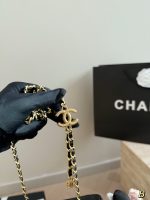 CHANEL VANITY SIZE : 16X 10 CM - Image 5