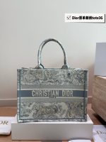 DIOR BOOK TOTE SIZE : 26/ 36/ 42 CM - Image 5