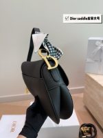 DIOR SADDLE BAG SIZE : 25 X20cm,  18 X19cm - Image 5