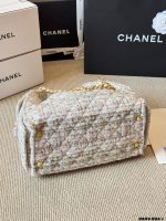 CHANEL 25 BAG SIZE : 22 CM / 26CM - Image 5