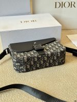 DIOR SADDLE SIZE : 23 X 18cm - Image 5