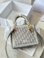DIOR LADY DIOR size : 24 cm - Image 3