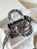 DIOR LADY DIOR size : 20 cm - Image 5