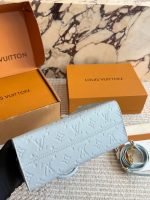 LOUIS VUITTON lv ON THE GO BAG size： 25*20cm - Image 3