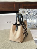 DIOR toujours bag size :30 X 20cm - Image 7
