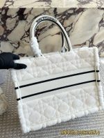 DIOR BOOK TOTE SIZE : 36 X 28 CM - Image 3